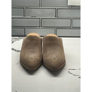 Lisa Vicky Skip V Tan Camel Suede Pointed Toe Western Mules Size 7.5 M